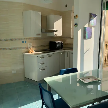 Nerano Beach Apartment * נראנו